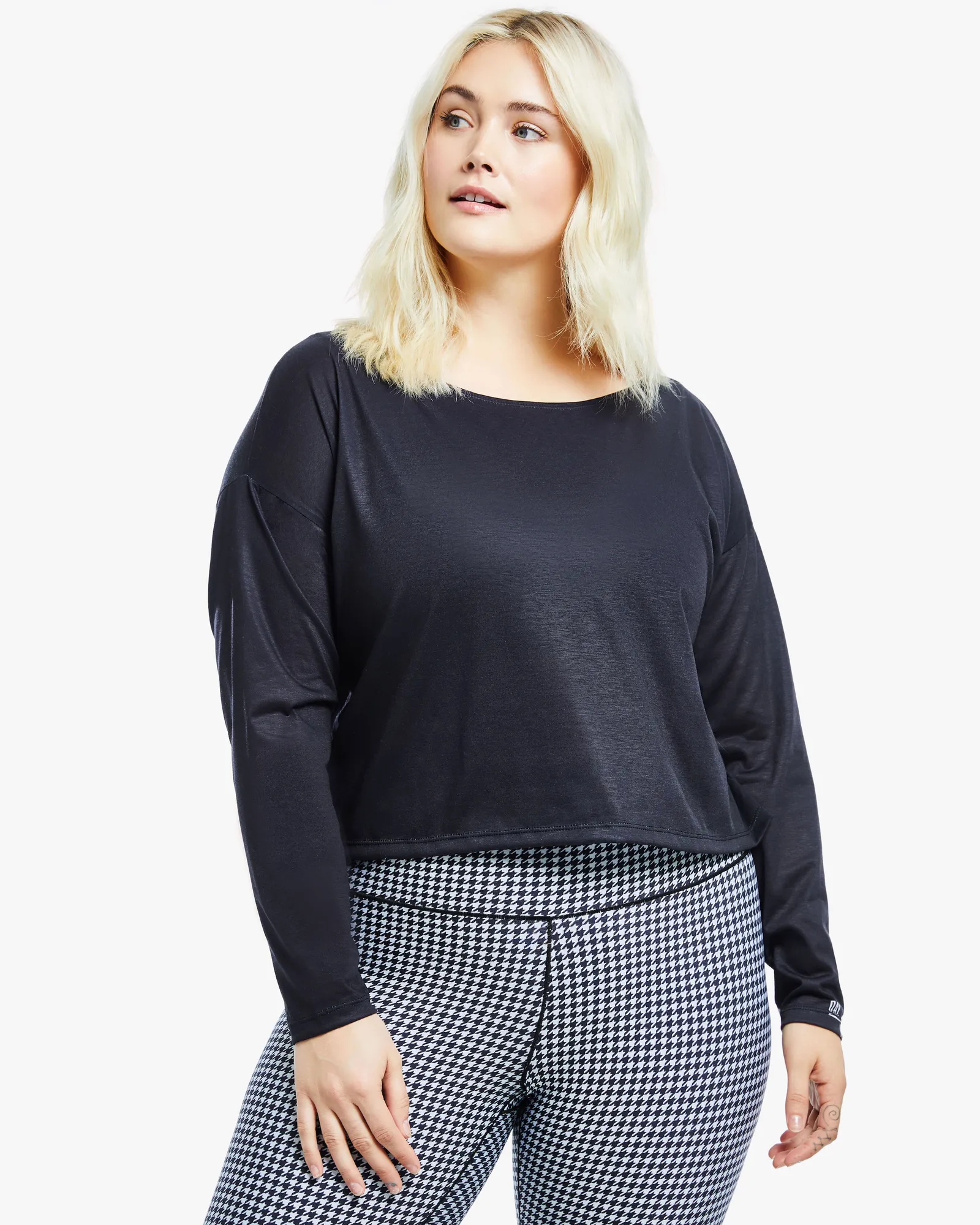 Tabitha Long-Sleeved Cropped Tee | Black / White